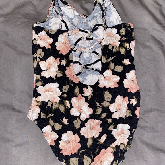 Floral bodysuit - Picture 2 of 3